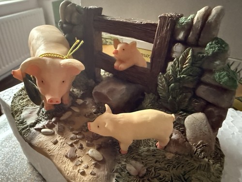 Farmyard friends leonardo - farmyard,