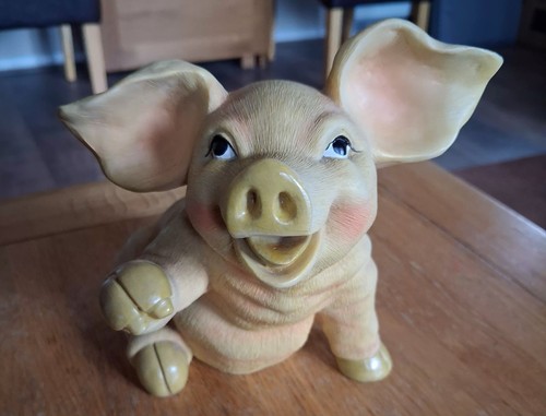 Resin leonardo collection pig - resin,