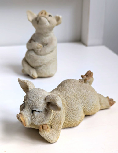 Resin pig piglet decorative - resin,